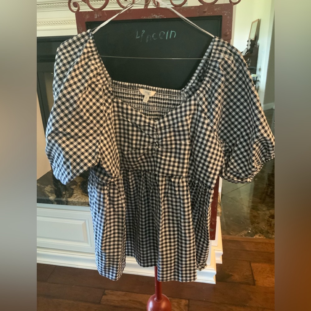 Navy and white checked summer top.